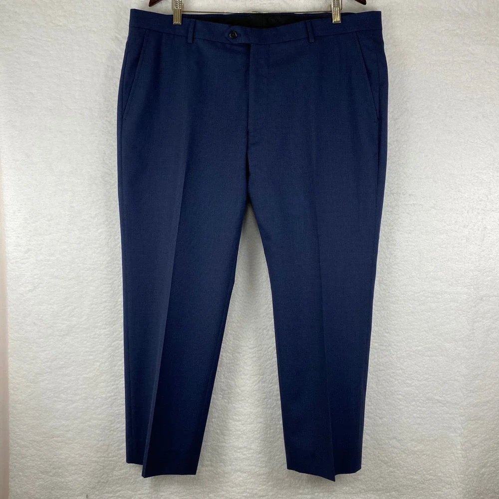 Jos A Bank Traveler Suit Mens 44S 38W Navy Blue 100% Wool Tailored Fit 2 Piece